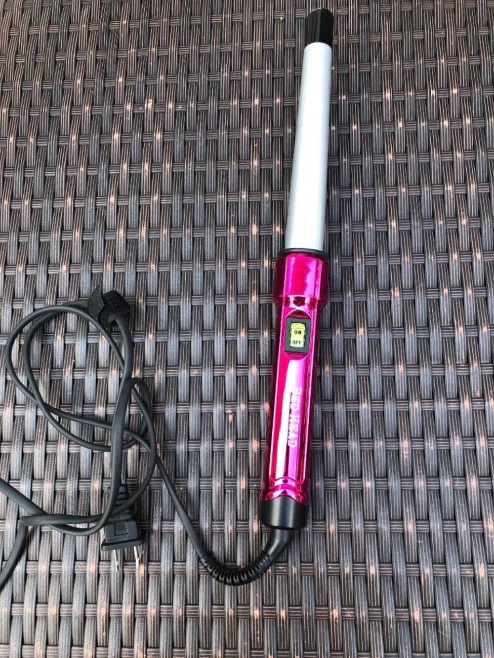 Bed Head TIGI Curlipops 1" Curling Wand Pink & White Clamp Free Hair Iron